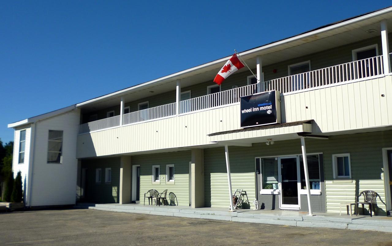 Wheel Inn Motel New Liskeard Kültér fotó