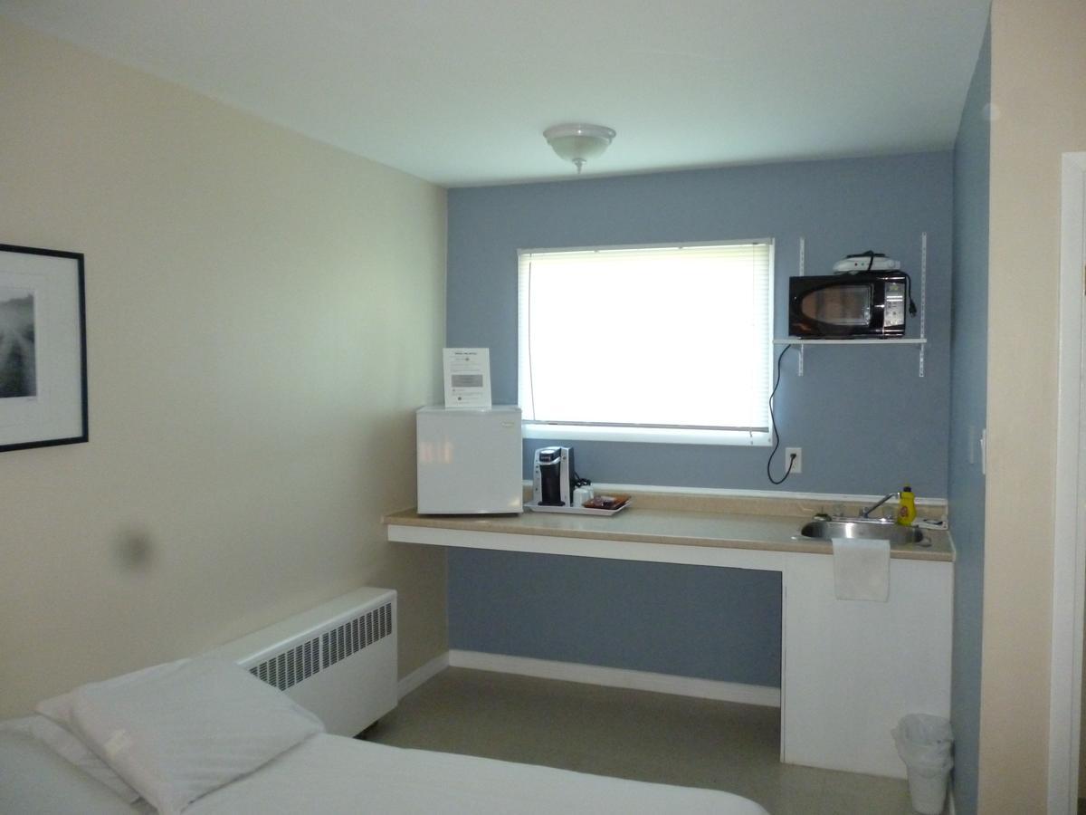 Wheel Inn Motel New Liskeard Szoba fotó