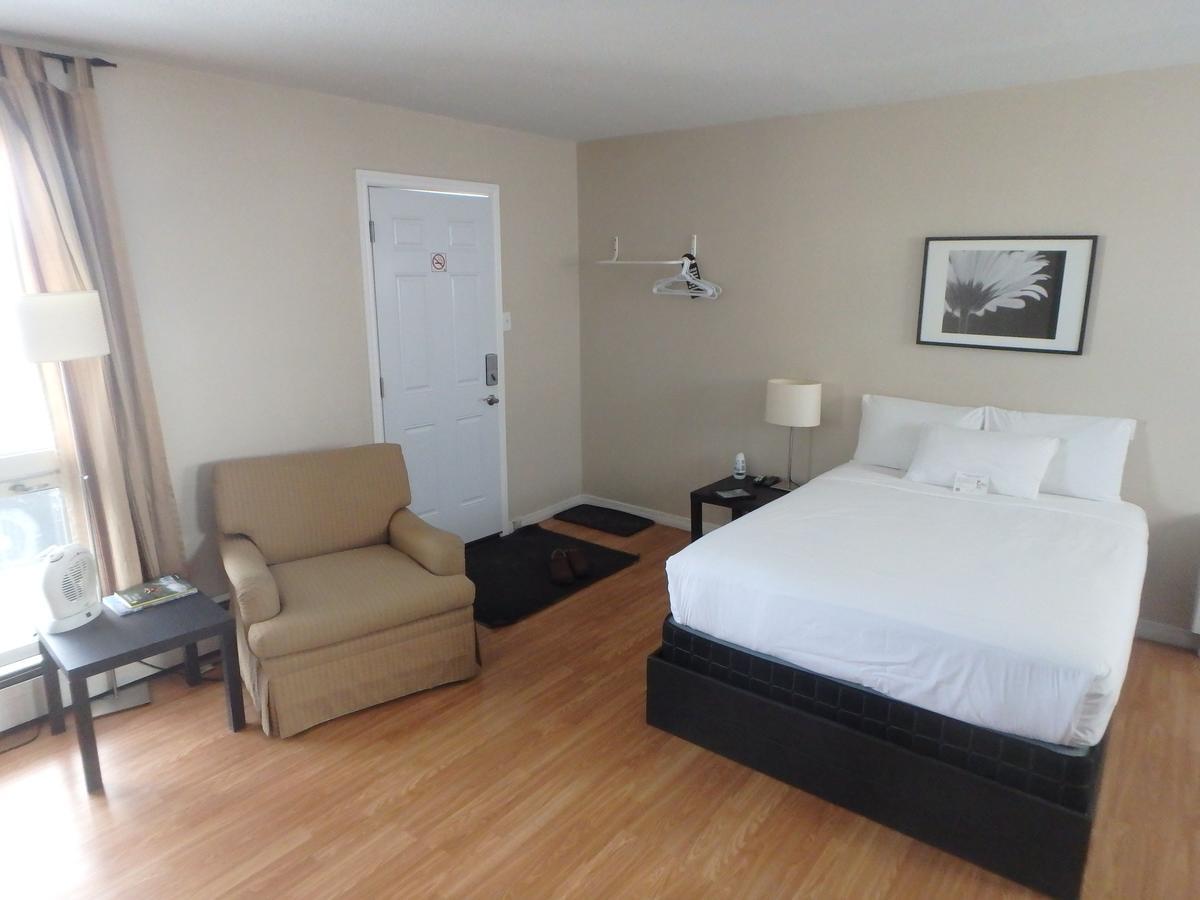 Wheel Inn Motel New Liskeard Kültér fotó