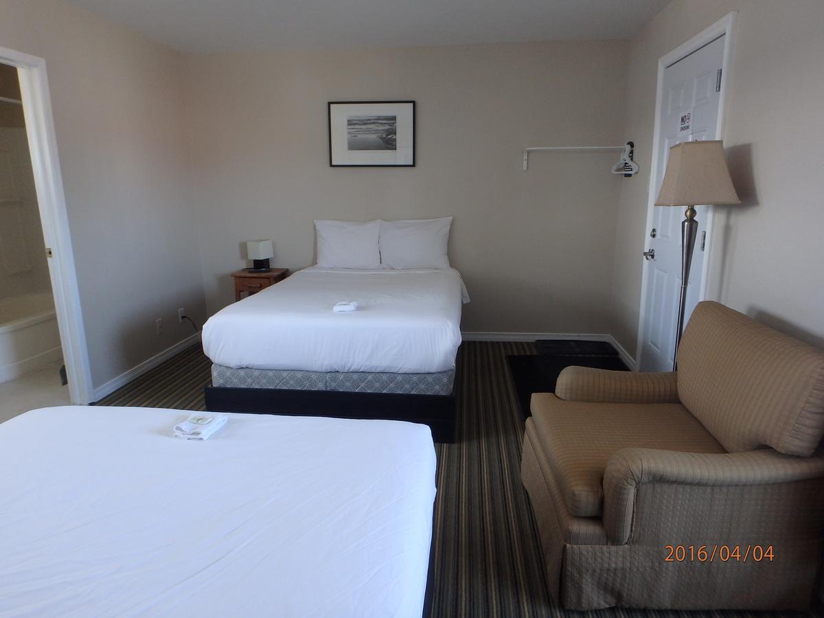 Wheel Inn Motel New Liskeard Kültér fotó
