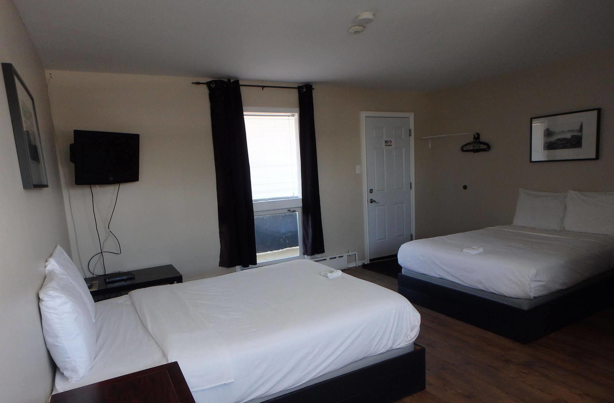 Wheel Inn Motel New Liskeard Kültér fotó